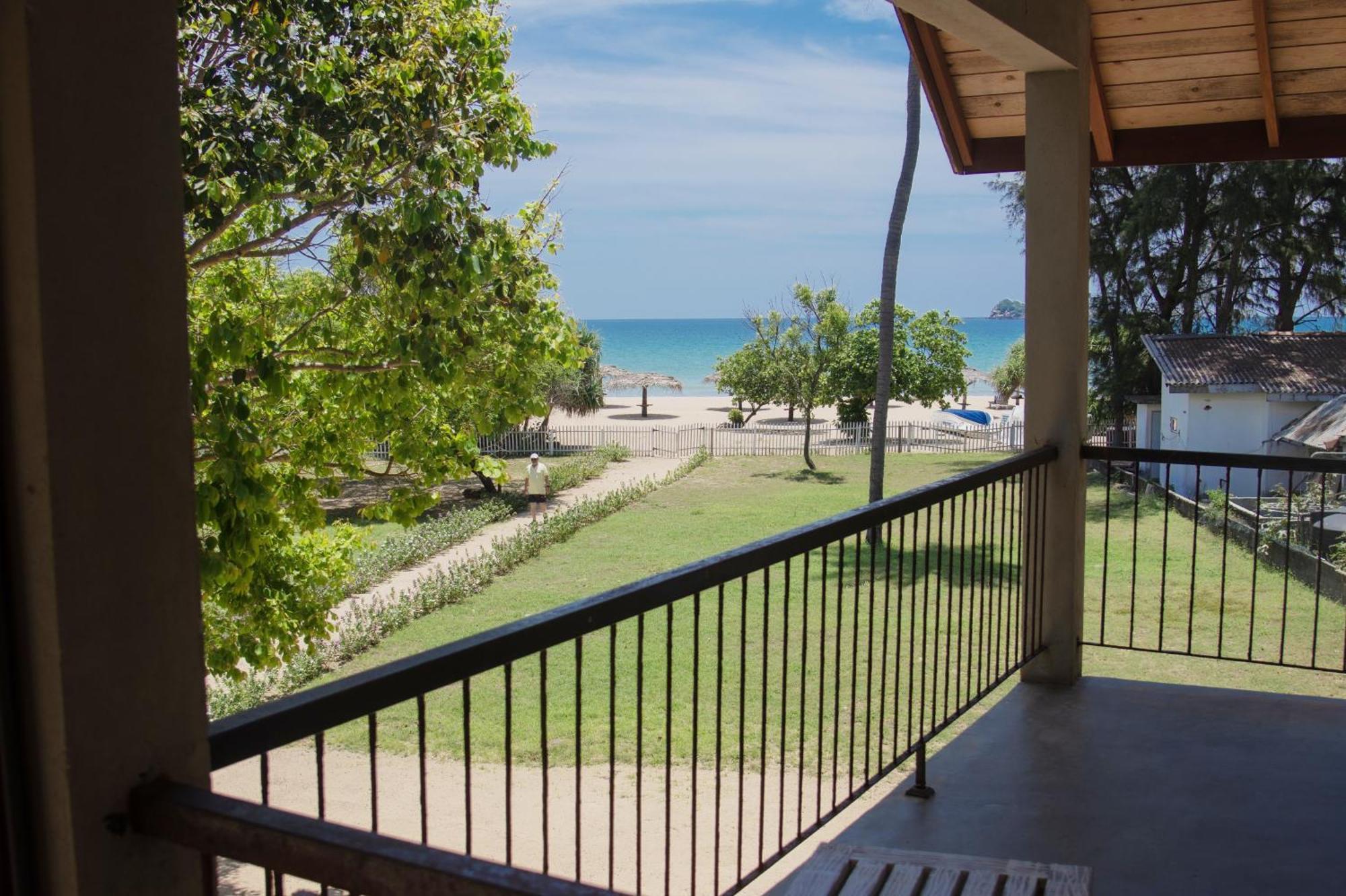 Pigeon Island Beach Resort And Spa Nilaveli Eksteriør billede